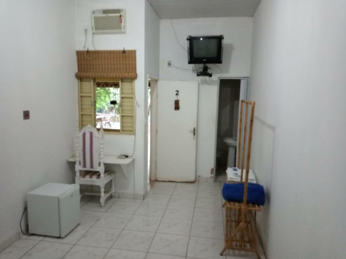 Pousada Do Rio Corrente Alvorada do Norte Bagian luar foto